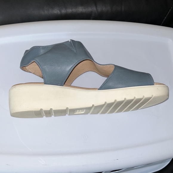 🌎Blue Platform Sandals - Picture 4 of 5